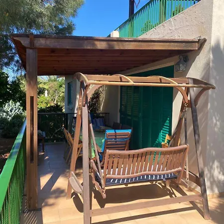 Hébergement de vacances Konnos *