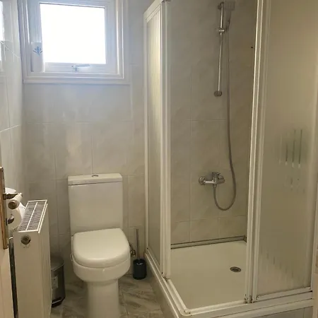 Konnos Holiday home *