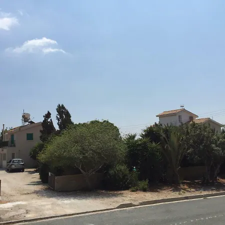 Hébergement de vacances Konnos