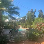 بيت للعطل Konnos
